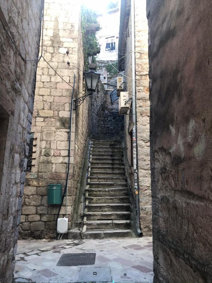 Apartment View! Rooftop With Garden - Old Town Nr404 Kotor